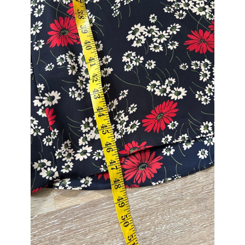 Madewell Peekaboo-Sleeve Midi Dress in the Hillside Daisies floral print - Picture 7 of 9